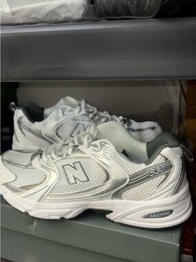 New Balance 538 White and Silver Running Shoes
